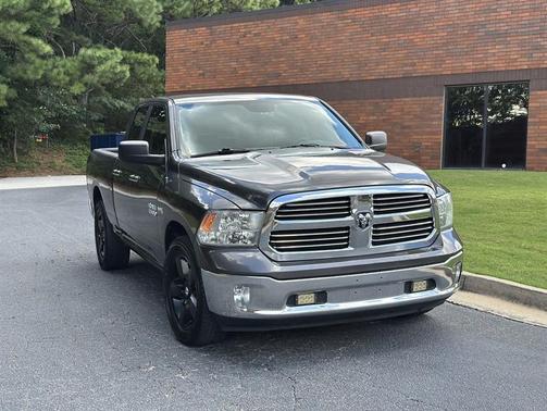 2016 RAM 1500 SLT