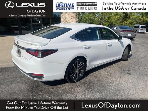 2022 Lexus ES 250 Base