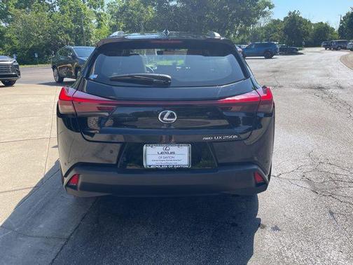 Obsidian 2023 Lexus UX 250h Base