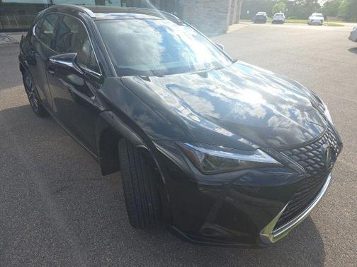 Obsidian 2023 Lexus UX 250h Base