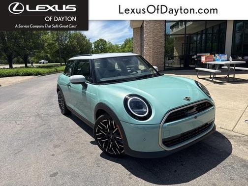 2025 MINI Hardtop SIGNATURE
