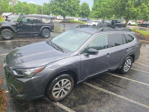 Magnetite Gray Metallic 2024 Subaru Outback Premium