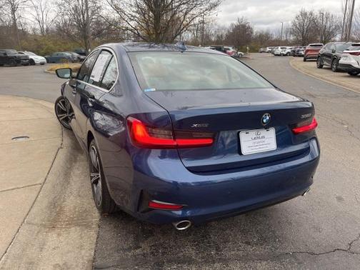 2022 BMW 330 xDrive