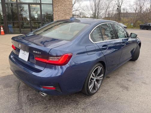 2022 BMW 330 xDrive