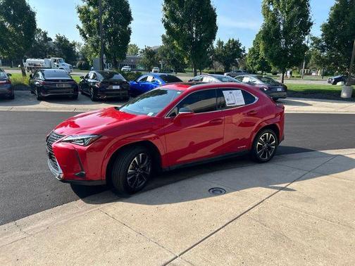 Redline 2022 Lexus UX 250h Base