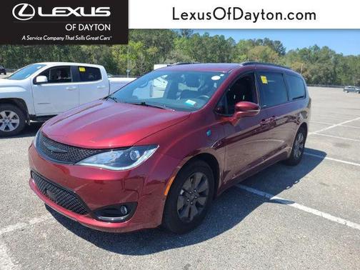 Velvet Red Pearlcoat 2020 Chrysler Pacifica Hybrid Limited
