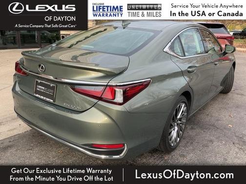 2025 Lexus ES 300h Ultra Luxury