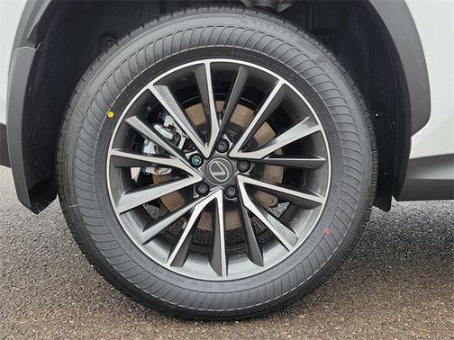 2026 Lexus NX 450h+ Premium