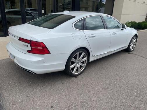 2017 Volvo S90 T6 Inscription