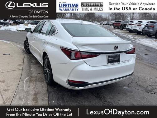 2023 Lexus ES 250 Base