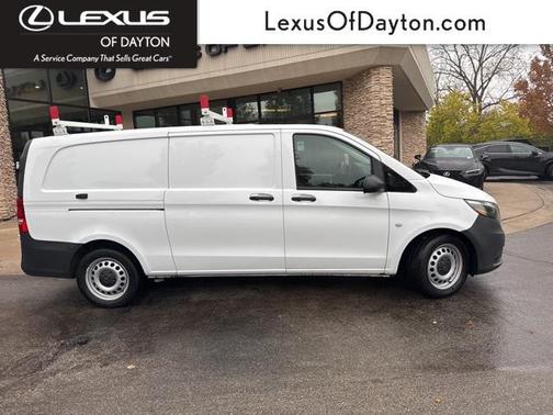 2023 Mercedes-Benz Metris Base