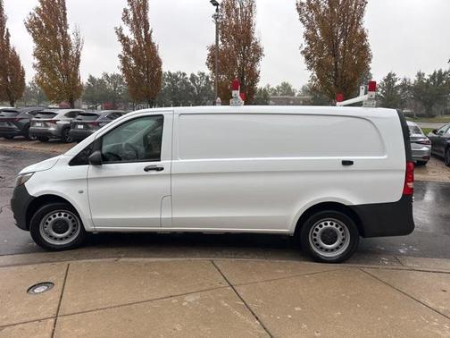 2023 Mercedes-Benz Metris Base