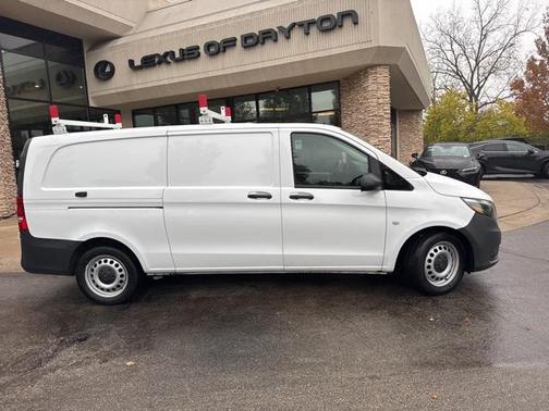 2023 Mercedes-Benz Metris Base