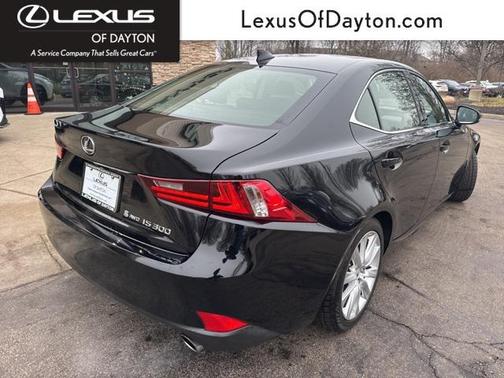 2016 Lexus IS 300 Base