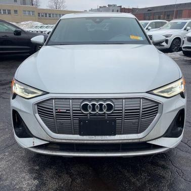 2023 Audi e-tron Sportback S line Premium Plus
