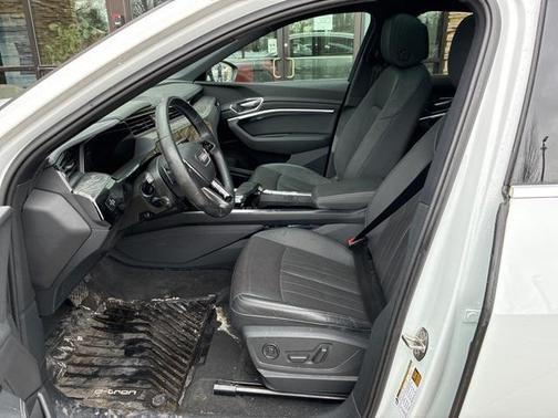 2023 Audi e-tron Sportback S line Premium Plus