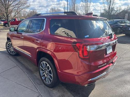 2020 GMC Acadia Denali