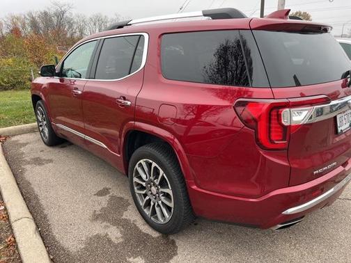 2020 GMC Acadia Denali