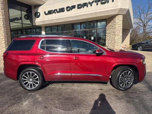 2020 GMC Acadia Denali