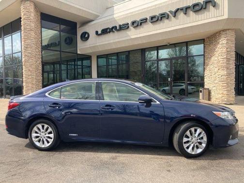 Deep Sea Mica 2013 Lexus ES 300h Base