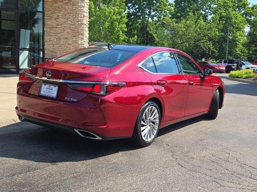 Matador Red Mica 2019 Lexus ES 350 Luxury
