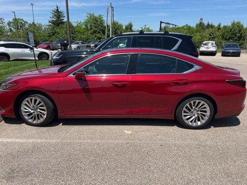 Matador Red Mica 2019 Lexus ES 350 Luxury
