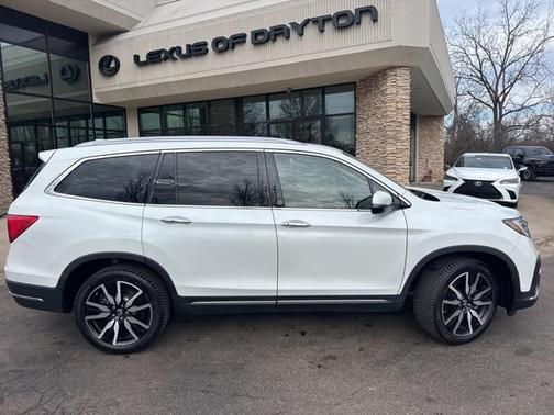 2020 Honda Pilot Touring 8-Passenger