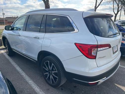 2020 Honda Pilot Touring 8-Passenger