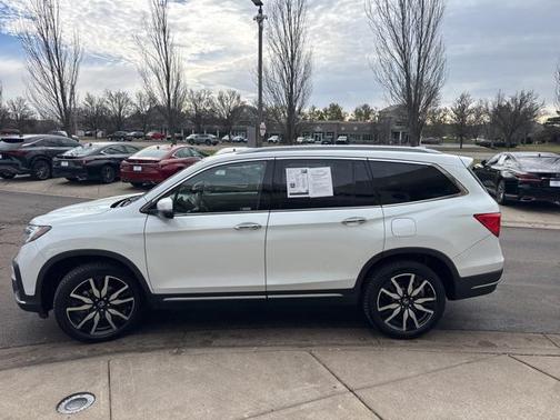 2020 Honda Pilot Touring 8-Passenger