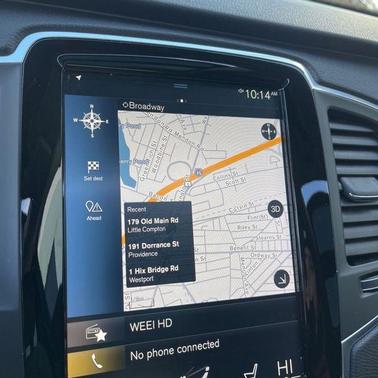 2020 Volvo XC90 T6 Momentum