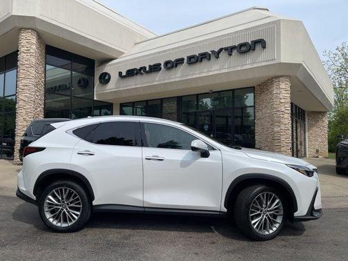White Pearl 2023 Lexus NX 350 Luxury