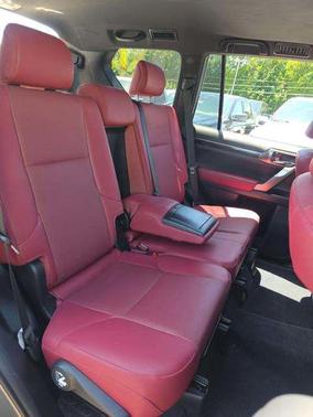 Atomic Silver 2023 Lexus GX 460 Premium