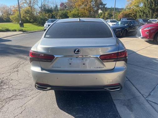 2022 Lexus LS 500 Base