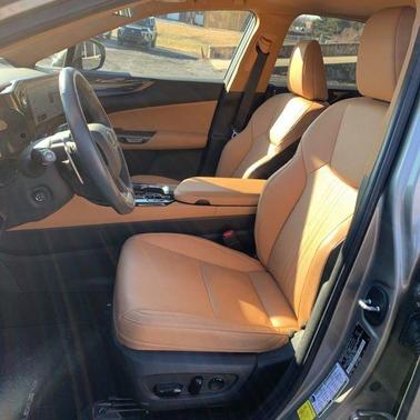 2023 Lexus NX 350h Premium