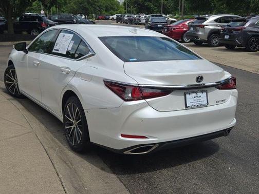 White Pearl 2024 Lexus ES 350 Base
