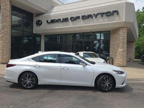 White Pearl 2024 Lexus ES 350 Base