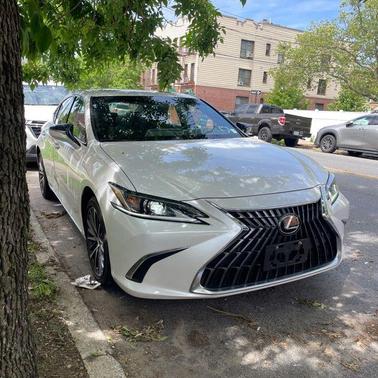 White Pearl 2024 Lexus ES 350 Base