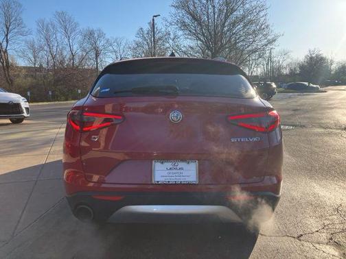 2019 Alfa Romeo Stelvio Sport