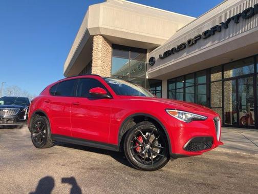2019 Alfa Romeo Stelvio Sport