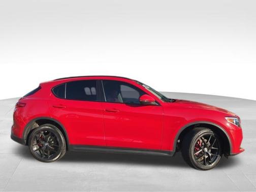 Alfa Rosso 2019 Alfa Romeo Stelvio Sport