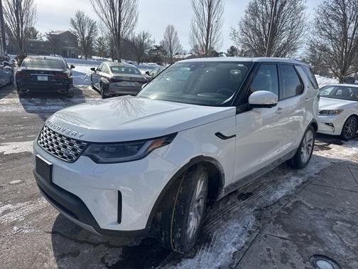 2023 Land Rover Discovery P300 S