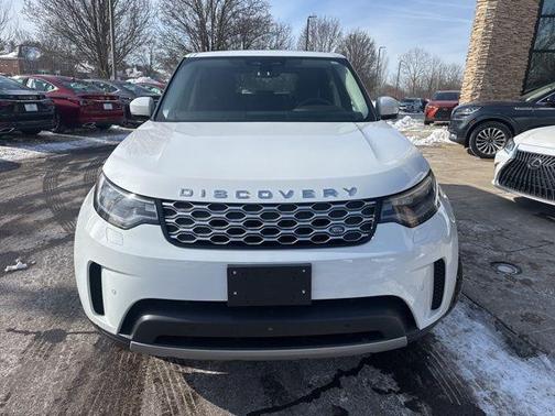 2023 Land Rover Discovery P300 S