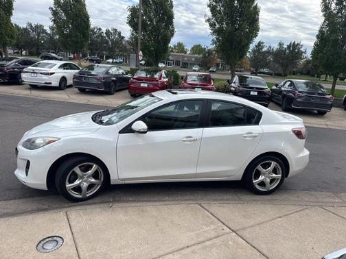 2013 Mazda Mazda3 s Grand Touring