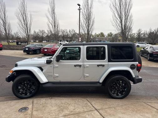 2023 Jeep Wrangler 4xe Sahara