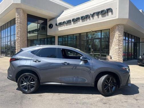 2024 Lexus NX 450h+ Luxury