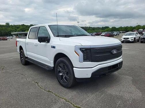 Oxford White 2024 Ford F-150 Lightning Flash