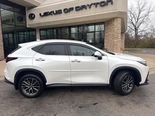 2022 Lexus NX 350h Premium