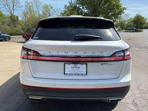 White Platinum Clearcoat Metallic 2019 Lincoln Nautilus Reserve