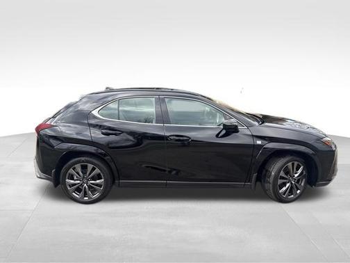 Caviar 2025 Lexus UX 300h F SPORT Design