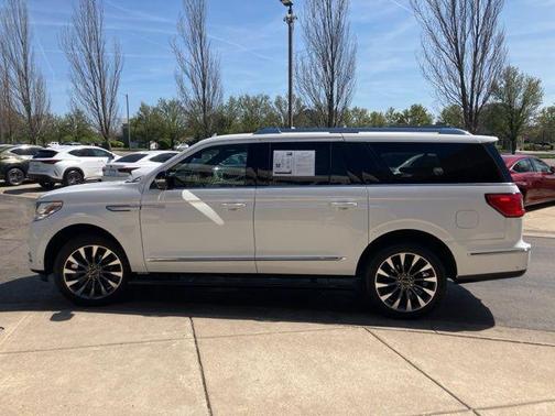 Pristine White 2020 Lincoln Navigator Reserve